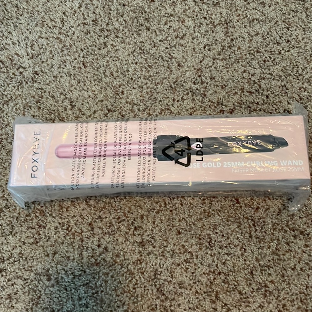 Foxy Bae Rose Gold 25MM Wand